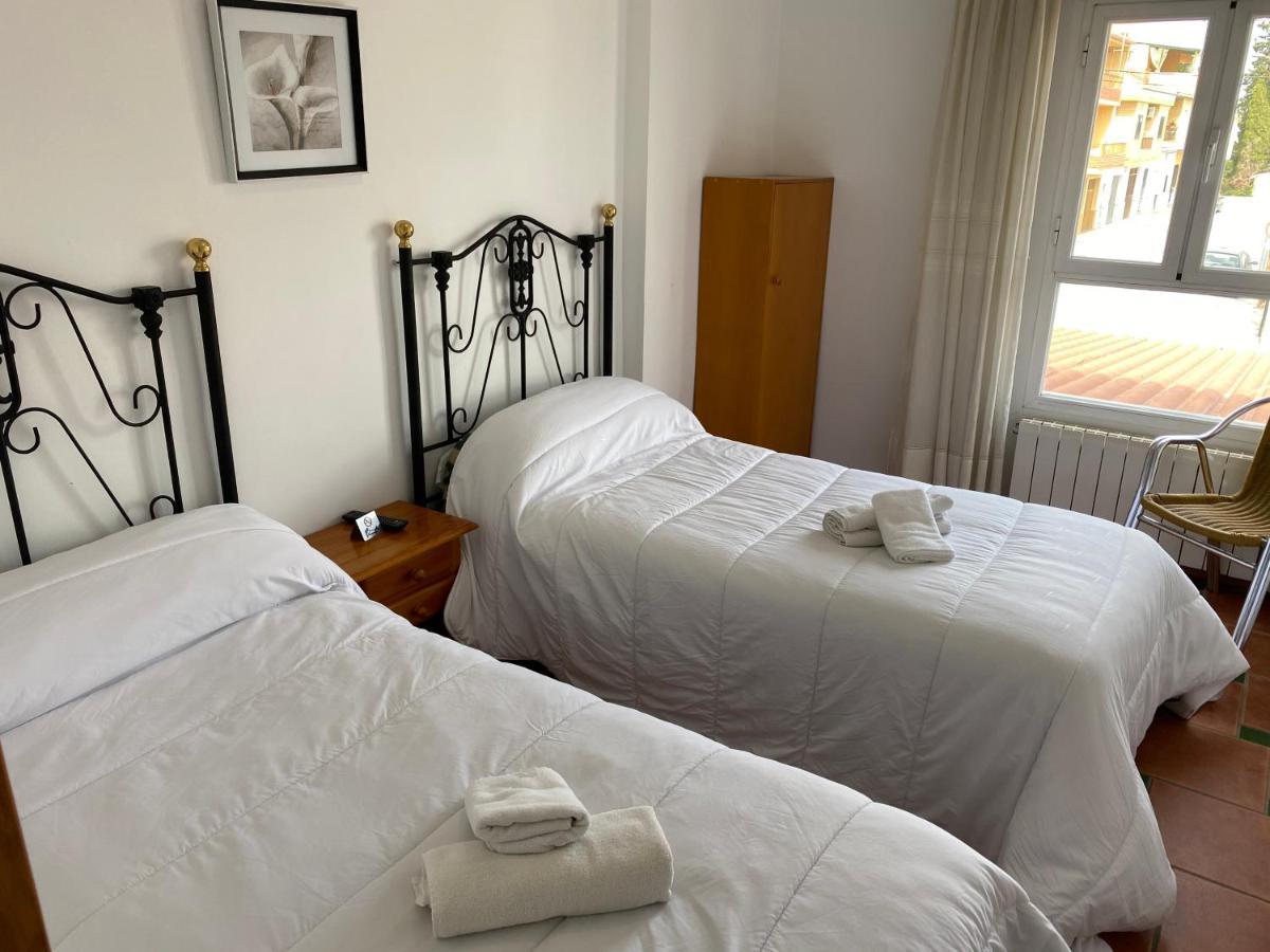 Meson Ronda Hotel บาซา ภายนอก รูปภาพ